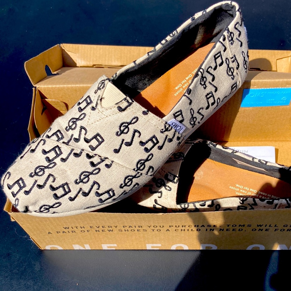 toms 8.5 music note